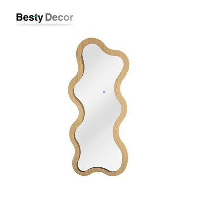 Nepravidelné zrcadlo s LED